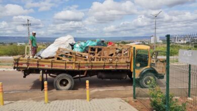 Photo of UFCA doa 10,5 toneladas de recicláveis para associações em 2023. Material coletado gerou renda de R$ 6 mil para recicladores